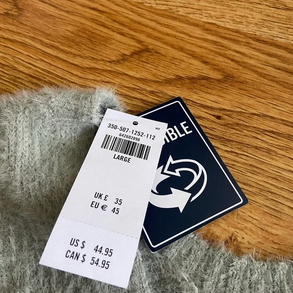 NWT Hollister Reversible Sweater L - Picture 4 of 11